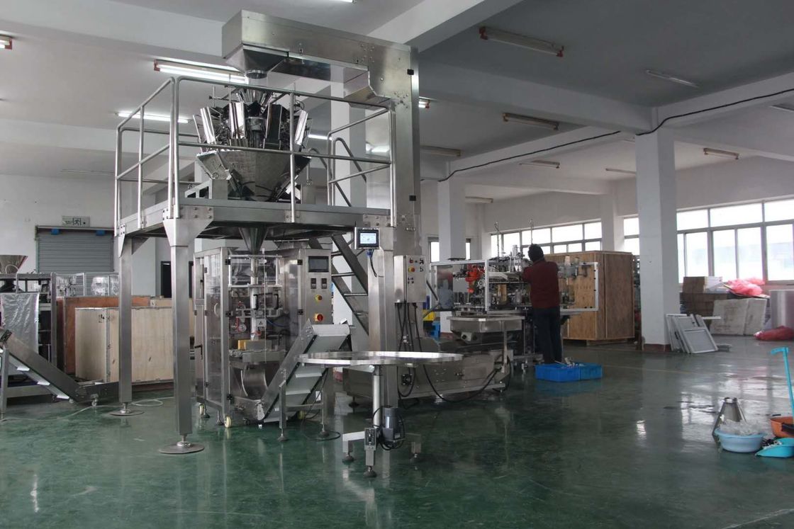 Weighing PE Film Automatic Food Packing Machine For Biscuit