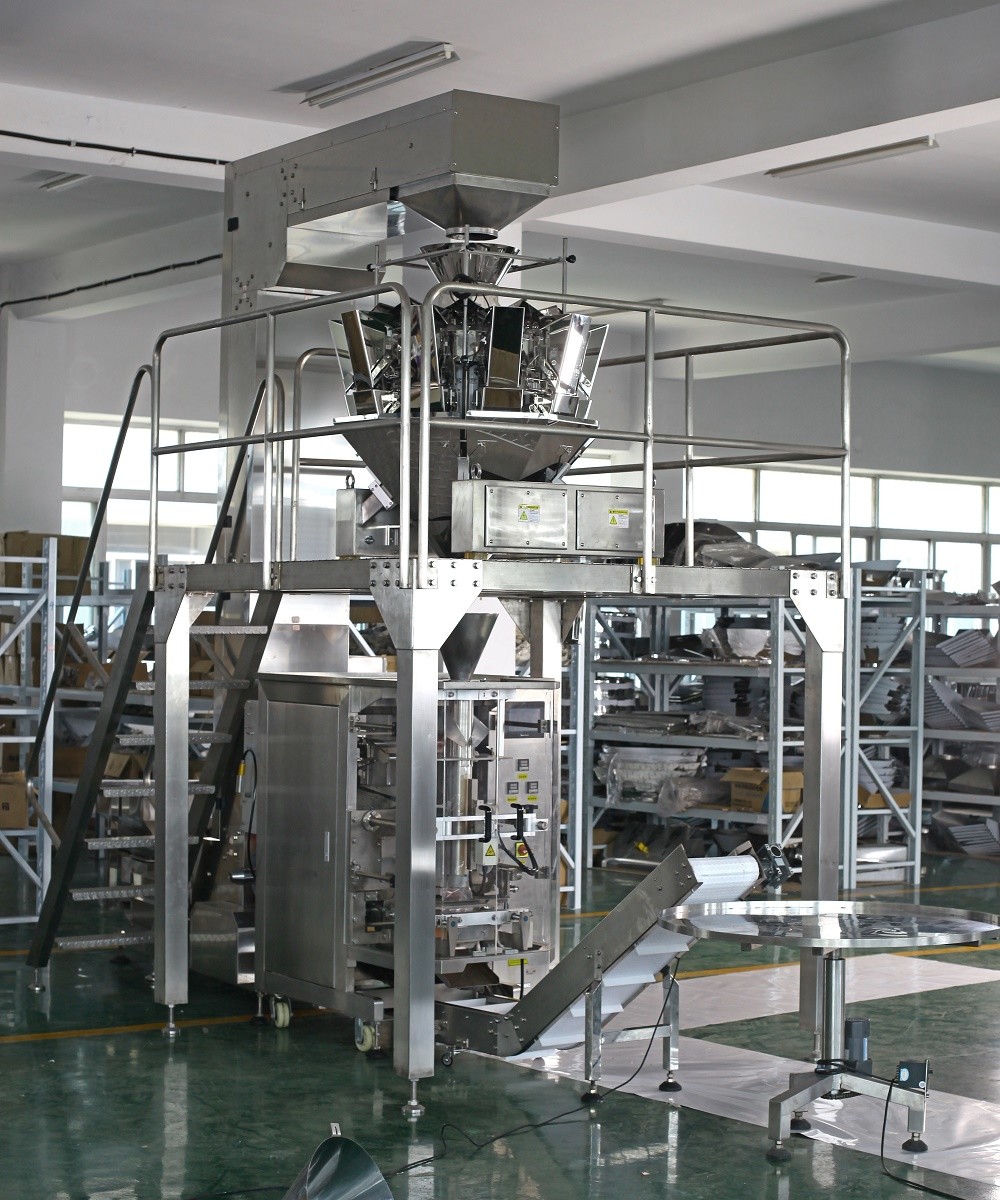 Automatic Film Pillow Bag Packing Machine Puffed Food Snack Packing Machine