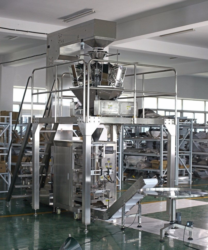 2.5L Hopper Multihead Weigher Automatic Food Packing Machine