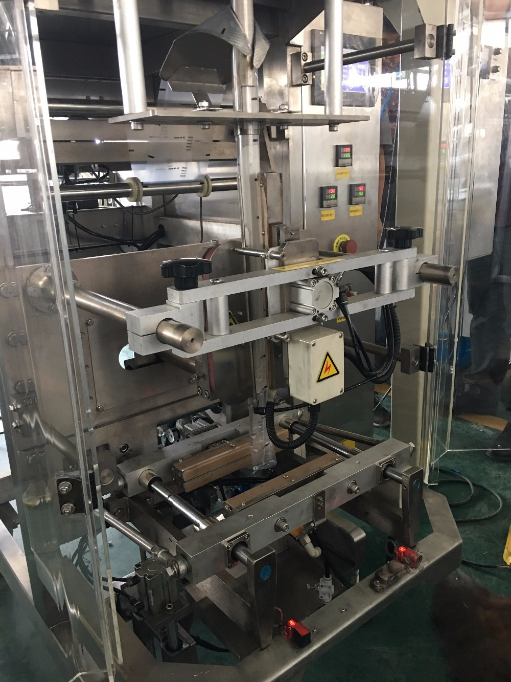 Pillow Bag Gusset Bag Vertical Packing Machine Potato Chips Chocolate Packing